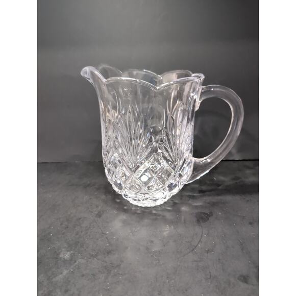 Shannon Godinger Crystal Water Pitcher, Lead Crystal Pitcher, Pineapple Cut Jug - Picture 3 of 9